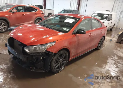 2020 Kia Forte Gt-Line z USA, uszkodzony, nr VIN 3KPF34AD3LE146155